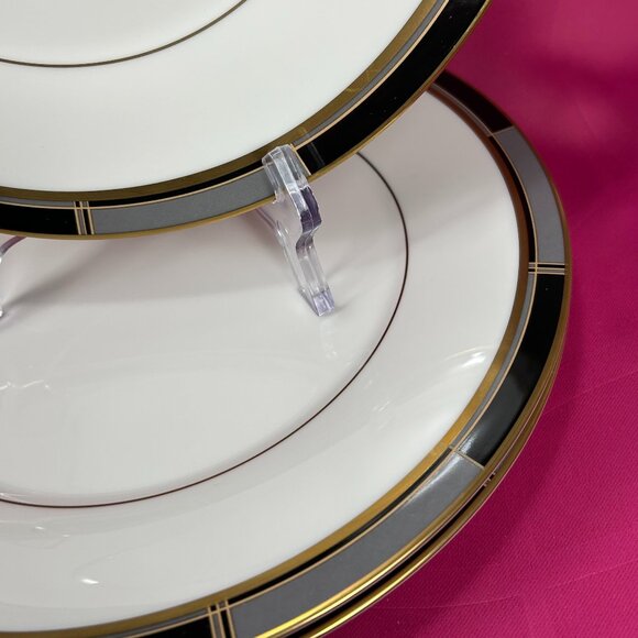 3 beautiful dinner plates. Noritake Japan 7722 Society Satin - Picture 4 of 6